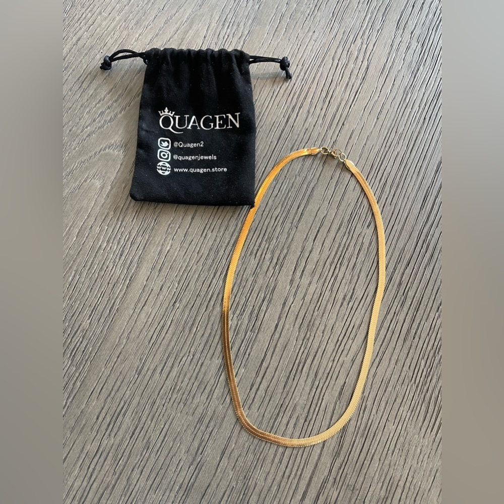 Men’s 18K Gold Herringbone Chain